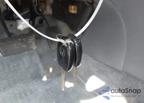 2006 Honda Accord 3.0 Ex from USA, damaged, VIN 1HGCM668X6A028135